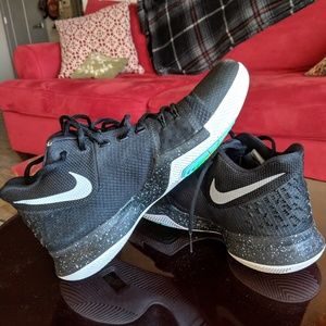 Nike Kyrie 3 "Black Ice" Sneakers